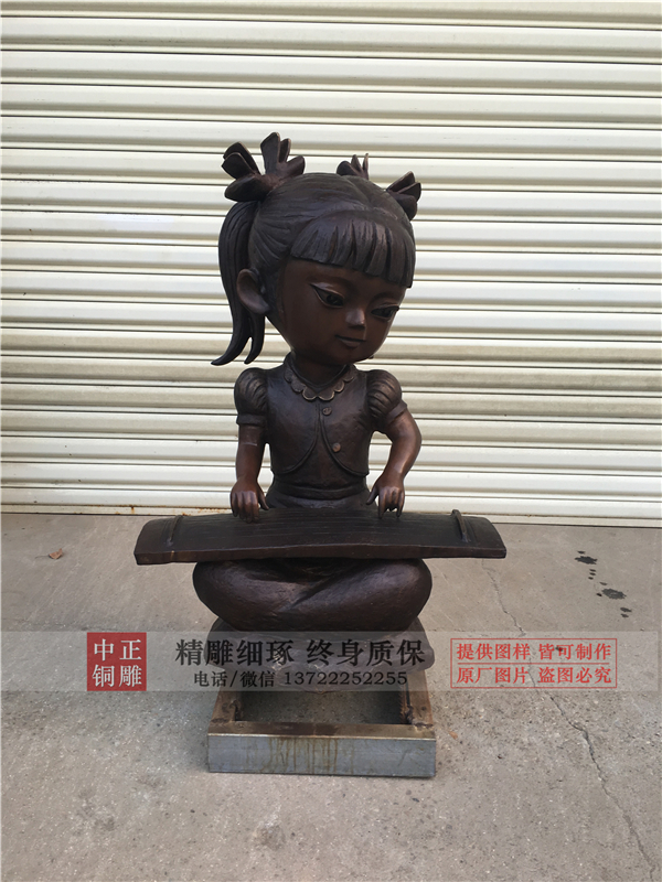 彈鋼琴銅雕