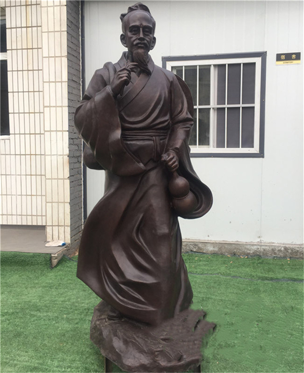 鑄造華佗神像