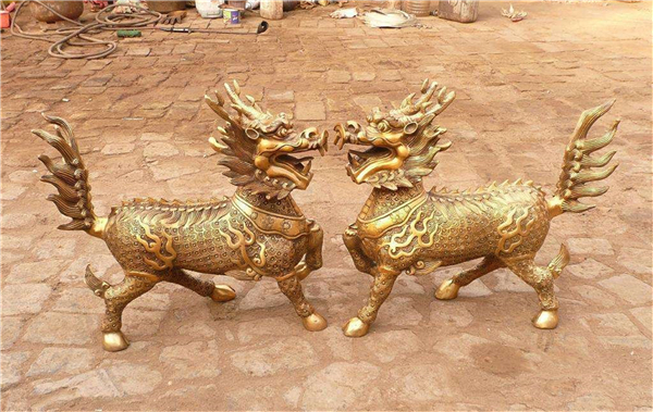 招財(cái)銅麒麟擺件