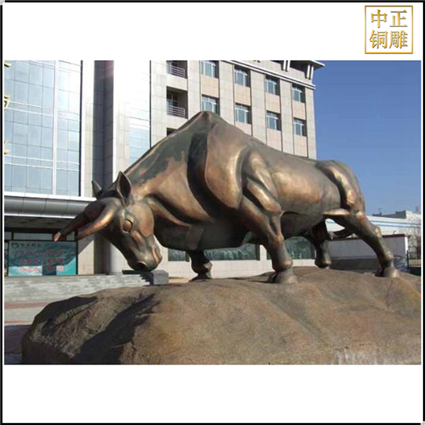 開荒牛雕塑