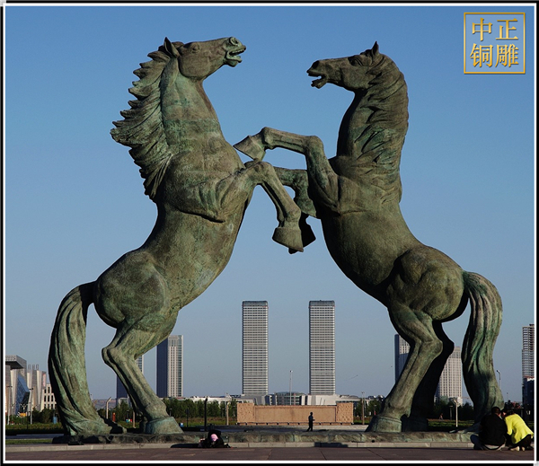 銅馬雕塑制作價格